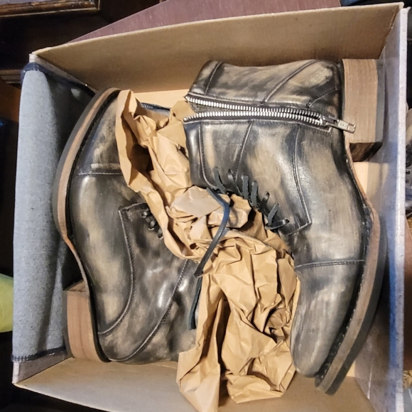 Freebird boots - Picture 2 of 8